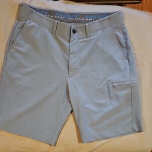Haggar Men's Light Gray Performance Hybrid Shorts